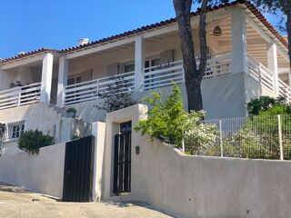  Villa � vendre 5 pi�ces 140 m� Bezouce