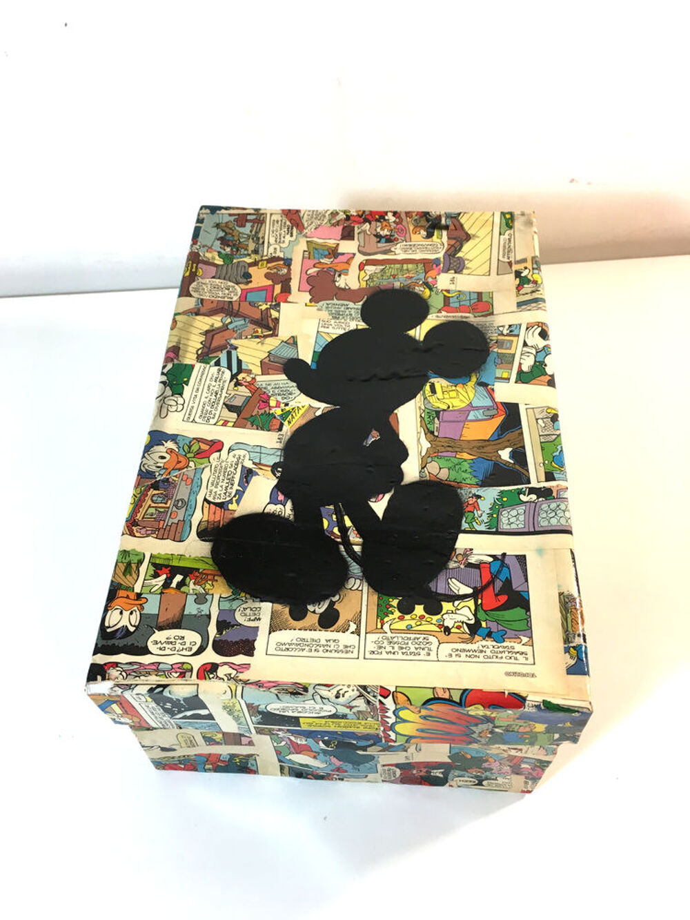 DISNEY Mickey Mouse bo&icirc;te - decoupage Dcoration