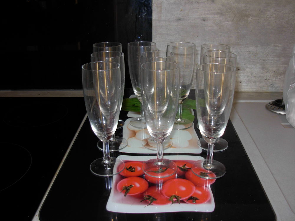 10 fl&ucirc;tes &agrave; champagne Electroménager
