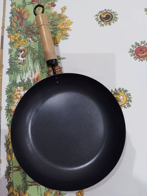 Très grande poêle pour cuisiner  15 Louvres (95)