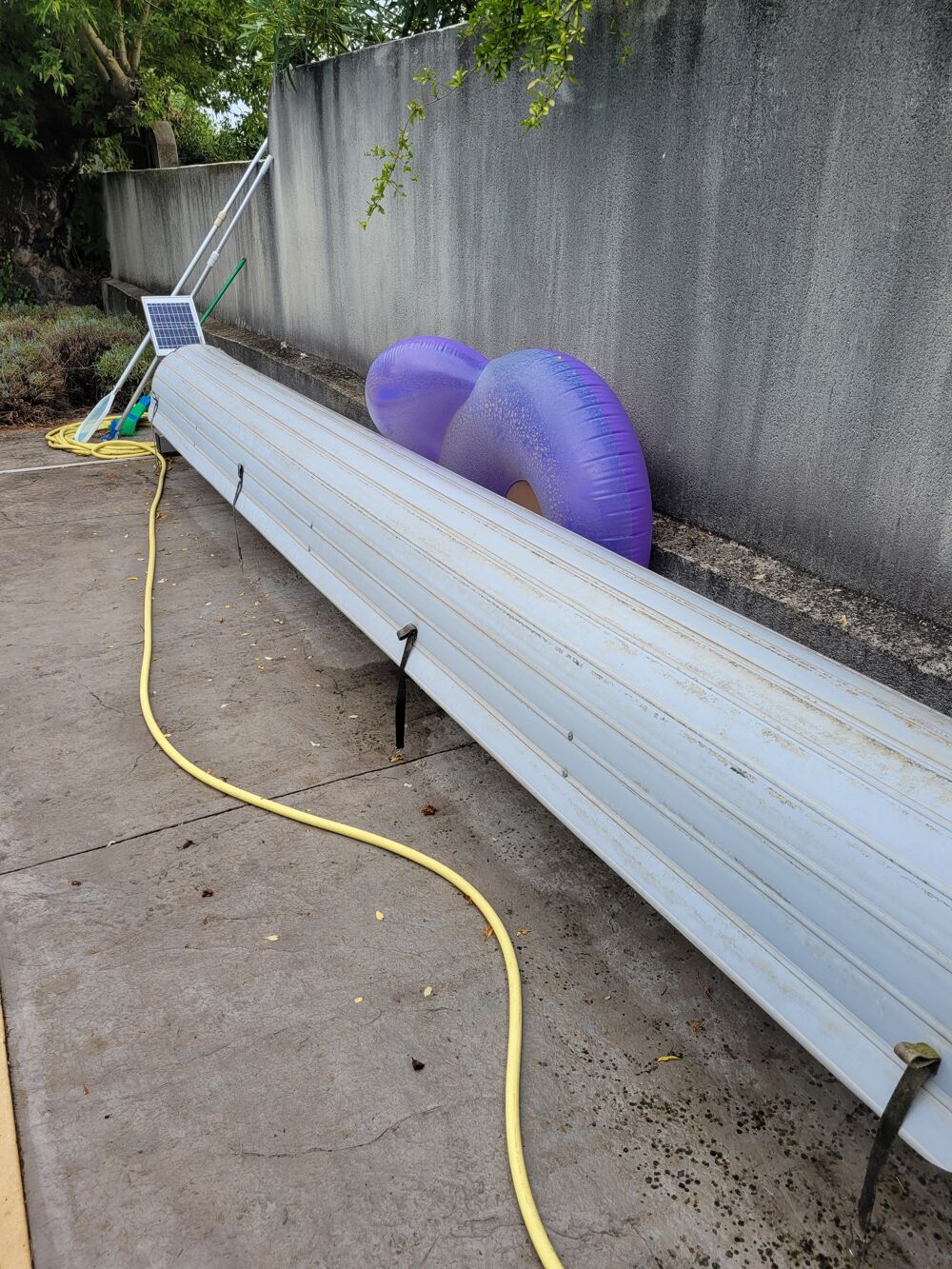VOLET ROULANT MOTORISE POUR PISCINE Jardin