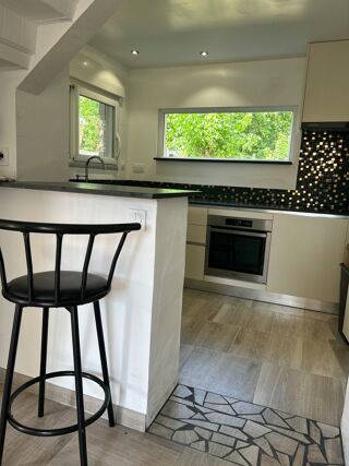  Maison � vendre 4 pi�ces 150 m�