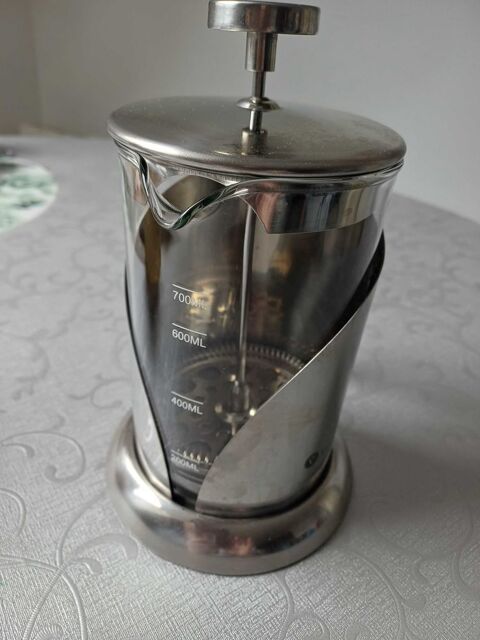 cafetiere a piston 16 75011 Paris