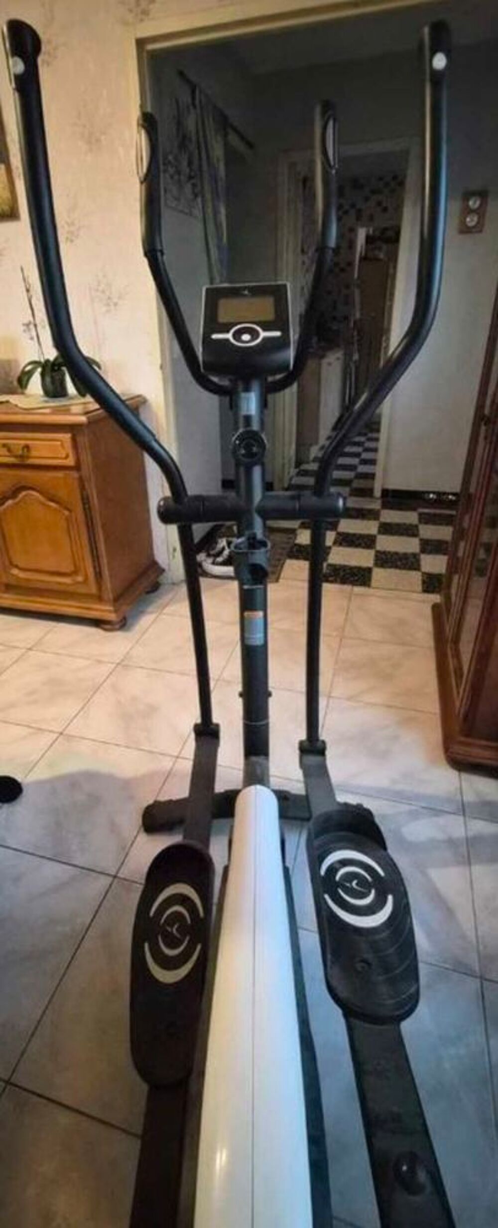 Velo &eacute;lliptiqueV&eacute;lo elliptique Domyos FC 700 en bon &eacute;tat + guide d'utilisation Vélos