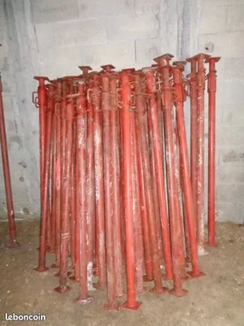  recherche bastaing ? étais ? serre joint ? échafaudage 1 Villemomble (93)