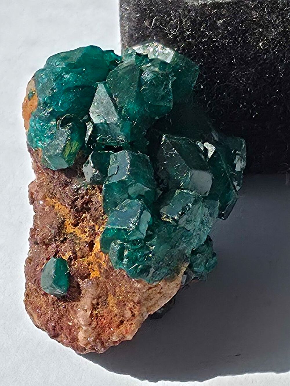 Min&eacute;ral Dioptase brute sur matrice-Katanga, RDC-16g 