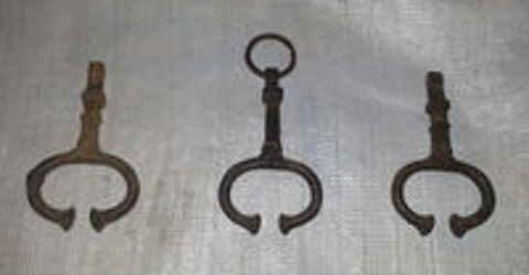   3  mouchettes anciennes guidage des bovins 