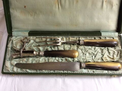 Service � d�coupe ancien 3 pi�ces, corne et argent, coffret 40 Gif-sur-Yvette (91)
