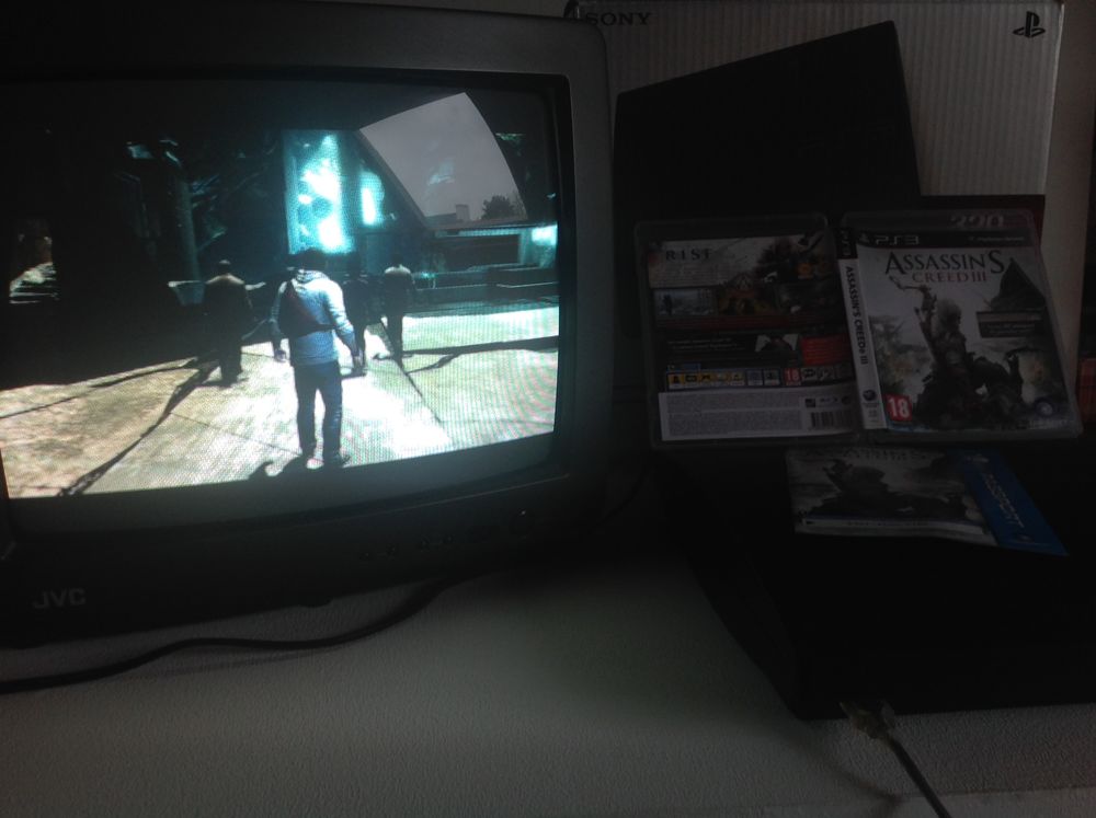 ASSASSIN'S CREED III EDITION EXCLUSIVE PS3 Envoi possible
Consoles et jeux vidéos