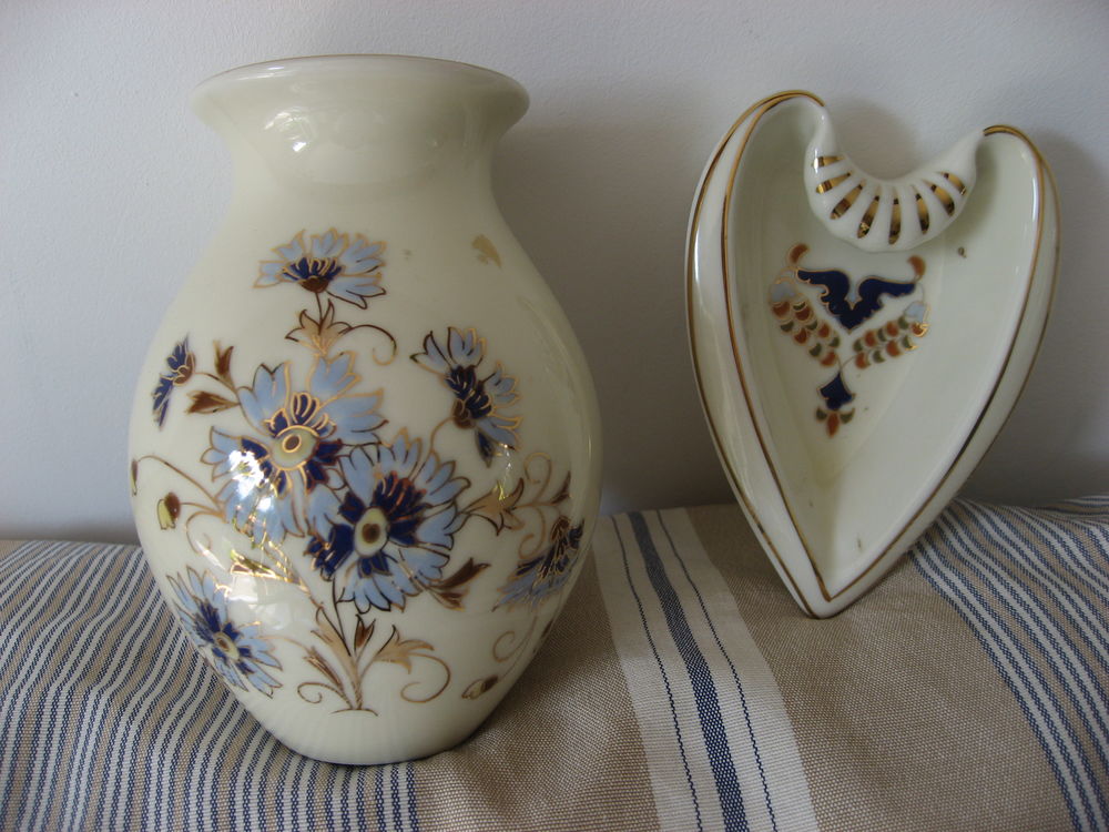 vase et plat porcelaine peinte Décoration