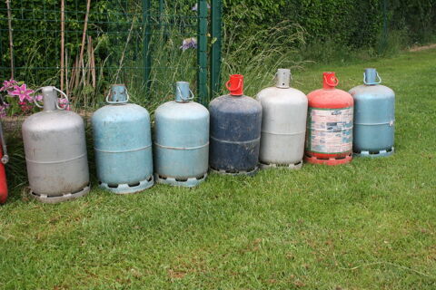 Bouteilles de Gaz Butane 8 Ranc� (01)