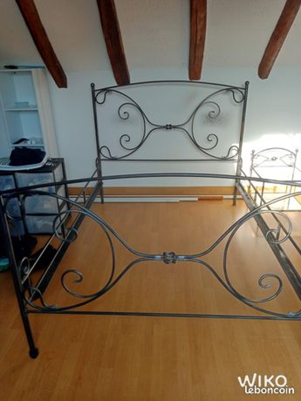 lit et table de chevet 140 x 220 Meubles