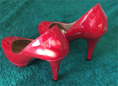 CHAUSSURES ROUGES 35 Paris 12 (75)