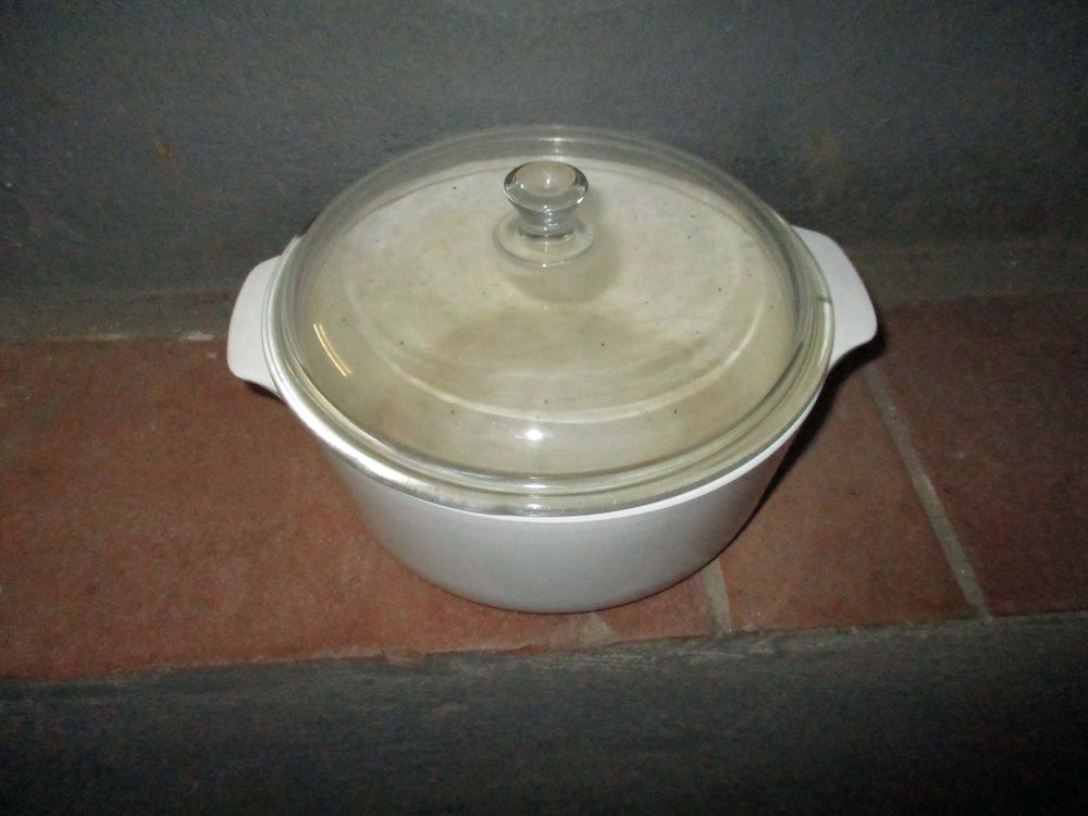 faitout VITROFLAM avec couvercle en verre 9 cm x 20 cm Cuisine