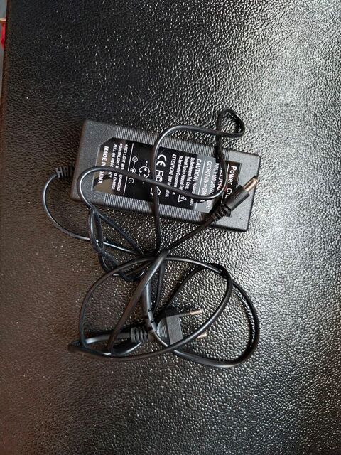 Chargeur batterie v�lo ou vtt 12 Sainte-Feyre (23)