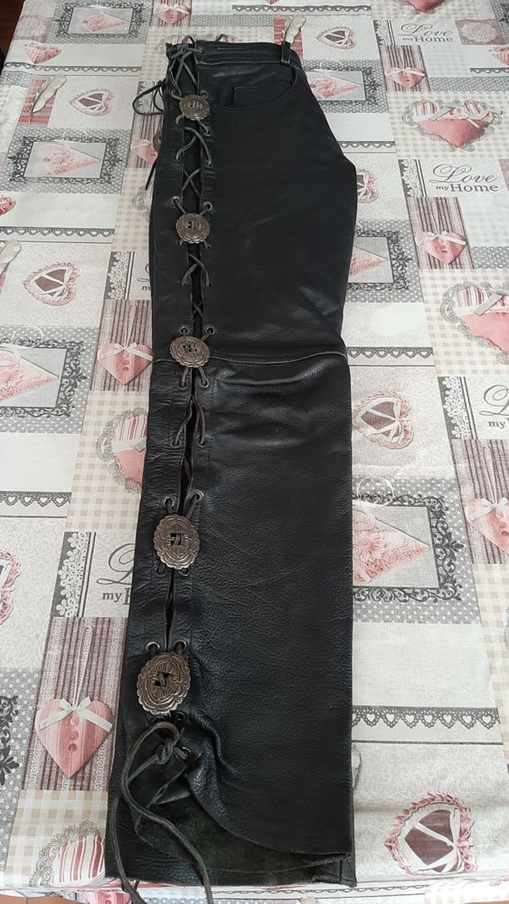 pantalon byker cuir , conchas et lacets cuir Vêtements