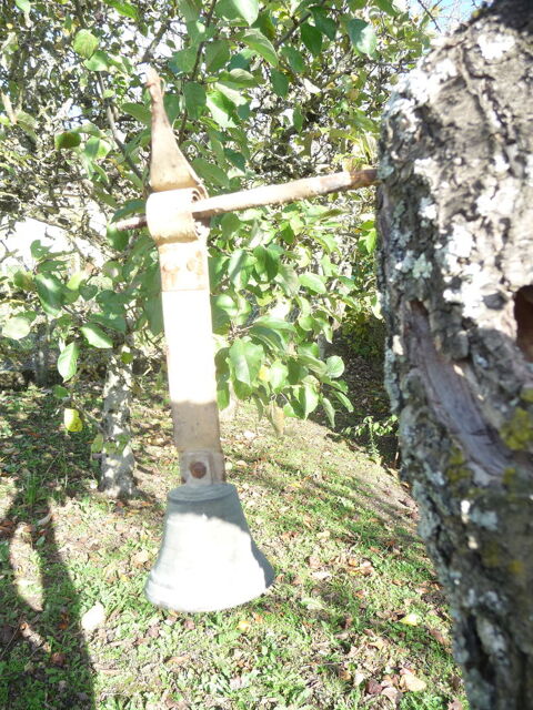 Cloche de portail 25 Saint-Quentin-sur-Nohain (58)
