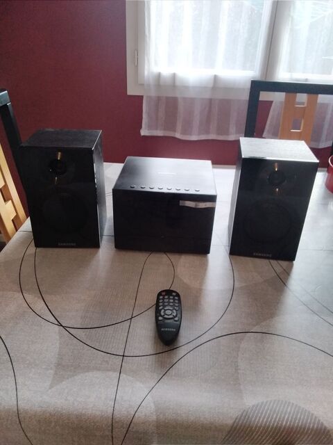 Cha�ne hi-fi Samsung 30 P�tres (27)