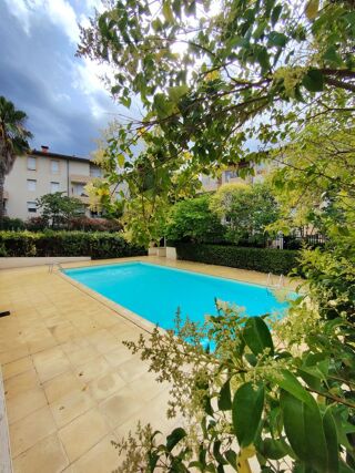  Appartement à louer 2 pièces 43 m²