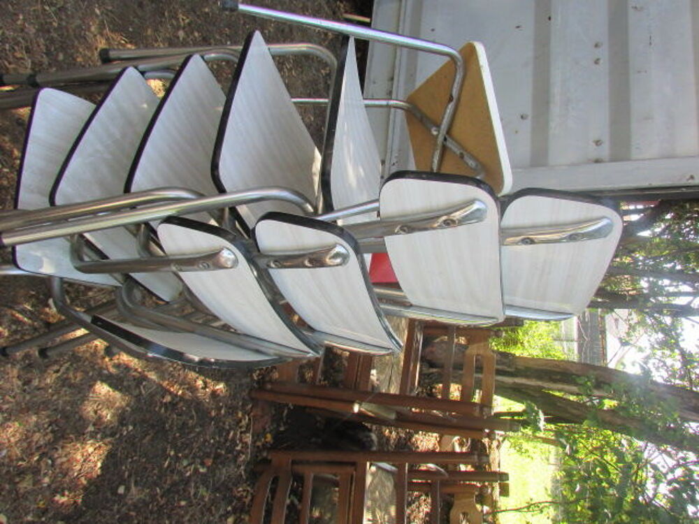 lot de 5 chaises formica anciennes pr&eacute;sente bien a nettoyer Meubles