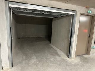  Parking / Garage � louer 13 m� Champagne-au-mont-d'or