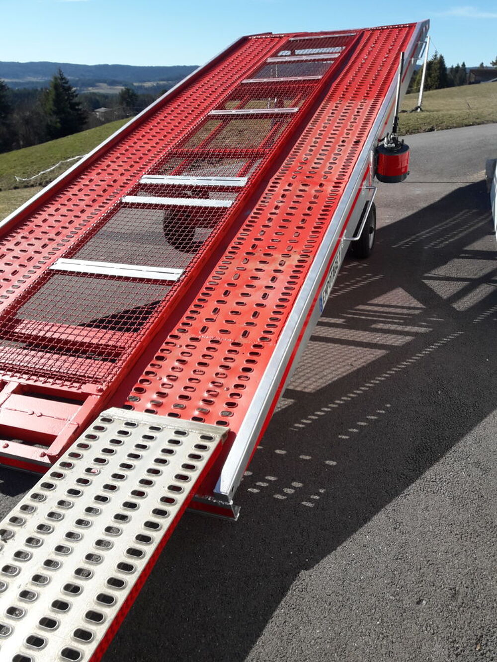 Rampe de chargement mobile pour le passage de v&eacute;hicules Bricolage