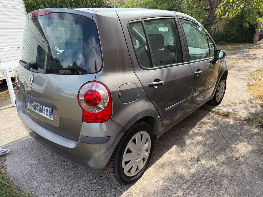 Modus 1.5 dCi 70 Confort Clim Expression 2007 occasion 95280 Jouy-le-Moutier