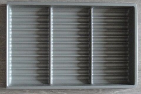 Range couvert NEUF                                        
4 Rosny-sous-Bois (93)