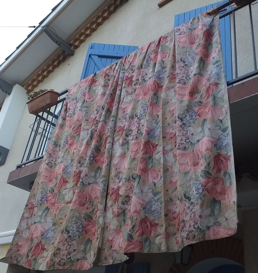 Paire de rideaux &agrave; ruflette, motif grosses fleurs Décoration