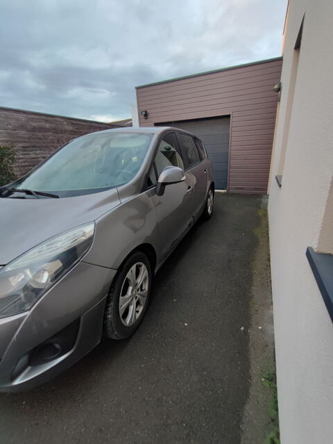 Renault Sc&eacute;nic III Scenic dCi 110 Energy eco2 Life 2010 occasion Verri&egrave;res-en-Anjou 49480