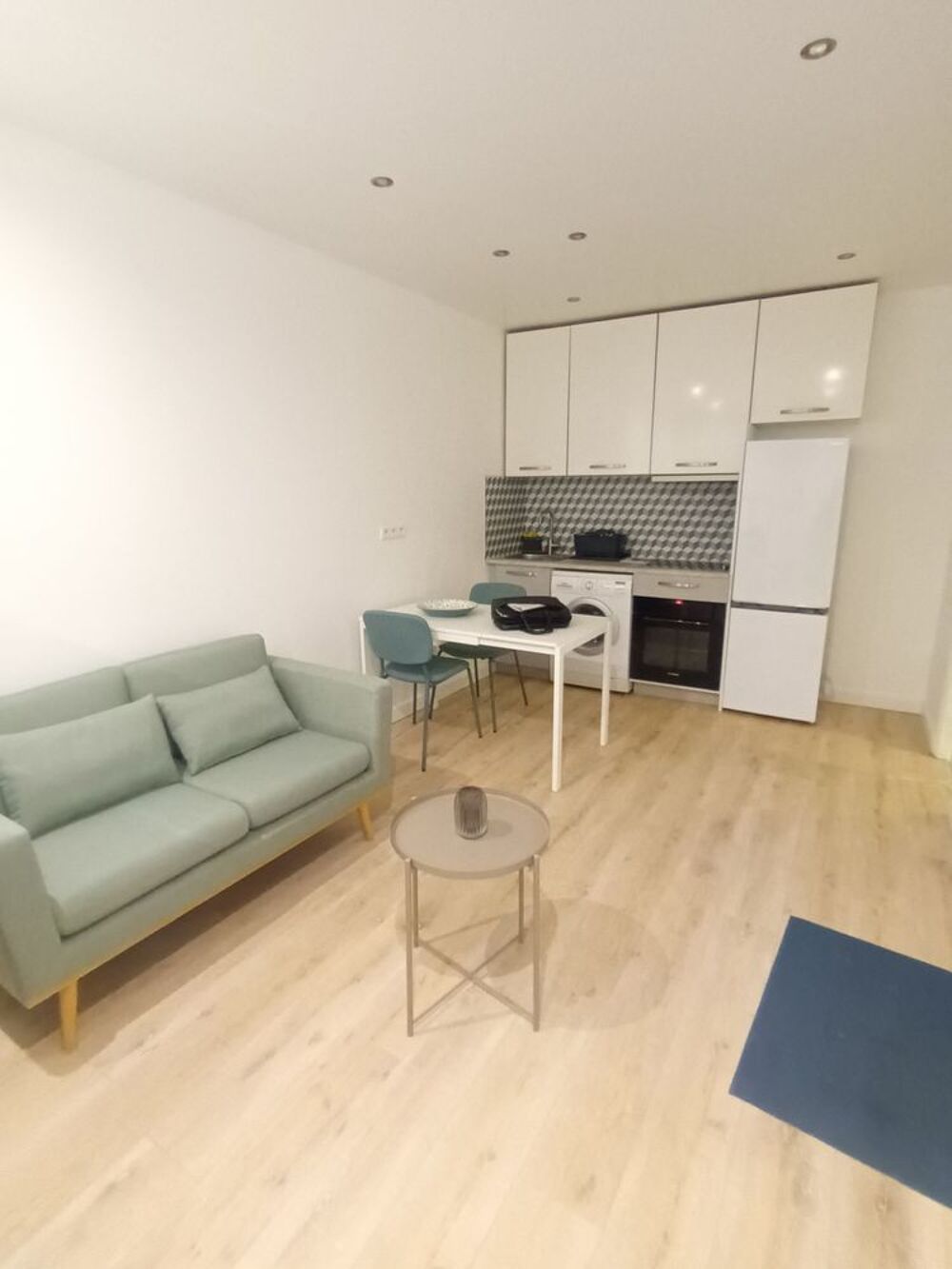 Location Appartement STUDIO 27 M2 RUE ASSOMPTION Paris 16