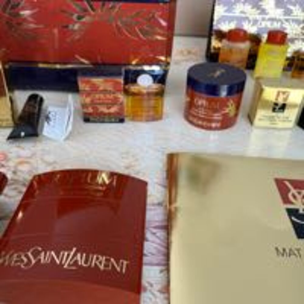 lot de miniature de parfum 