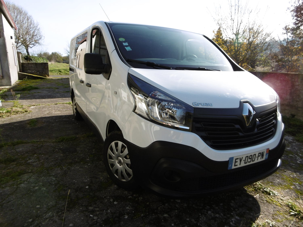 Trafic TRAFIC CA L1H1 1000 KG DCI 120 E6 CONFORT 2018 occasion 46000 Cahors