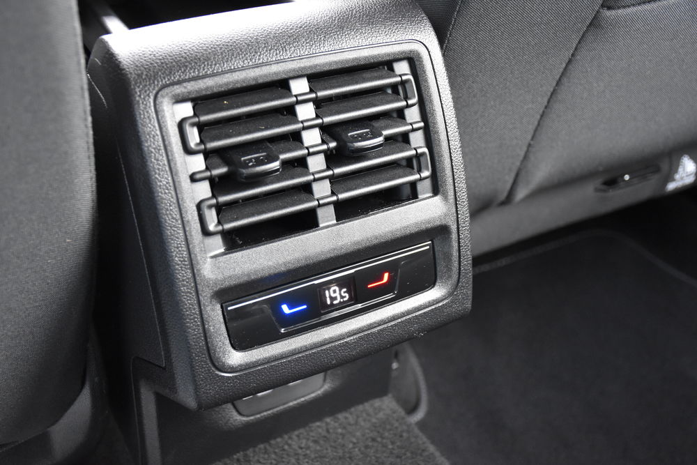 Golf GOLF VIII SW 1.0 ETSI OPF 110 LIFE PLUS DSG7 2023 occasion 56300 Pontivy