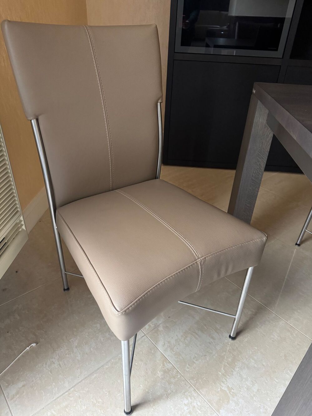Ensemble table et chaises de salle &agrave; manger bert plantagie Meubles