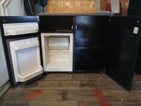 Meuble MINIBAR de bureau INDEL B ext�rieur bois noir 45 Saint-Martin-d'Abbat (45)