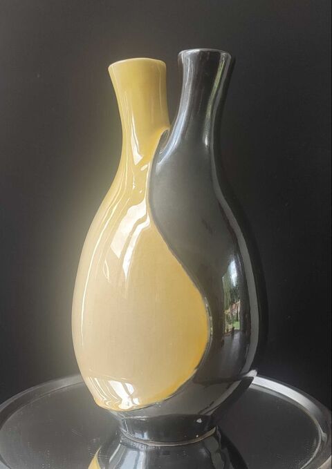 Vase à  deux cols Céramique vintage 1964. 85 Clermont (60)