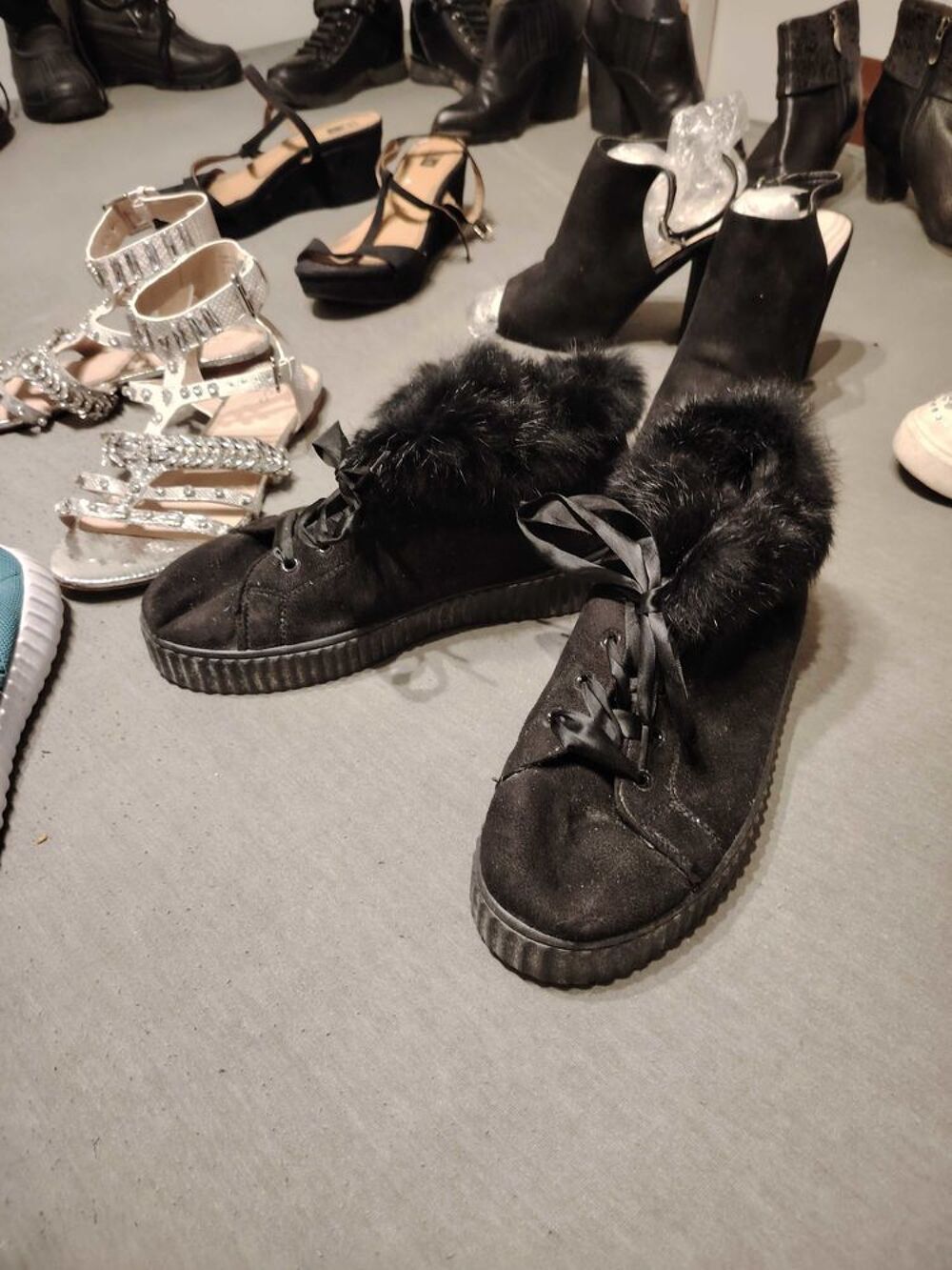 chaussures taille 40 femme ou travesti Chaussures