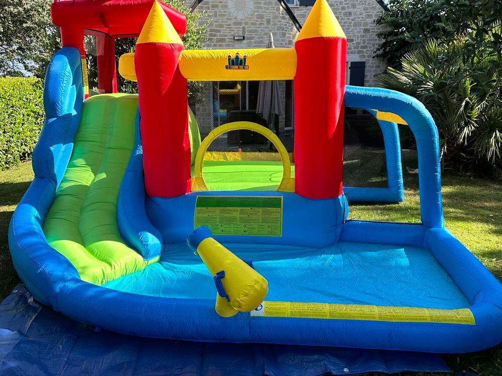 ch&acirc;teau gonflable Jeux / jouets