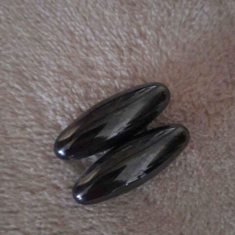 Lot de 2 h�matites magn�tiques 15 Oullins (69)