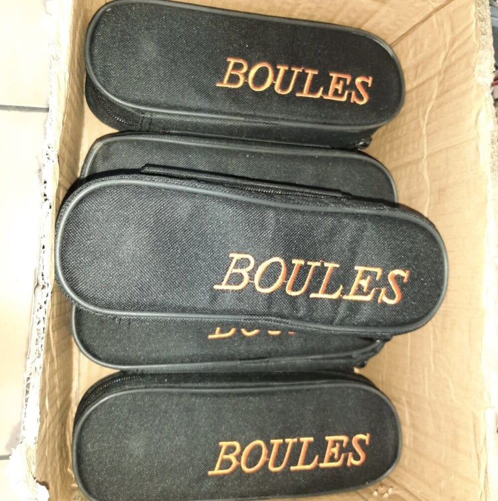 3 x 3 Boules p&eacute;tanque avec hausse de transport
Jeux / jouets
