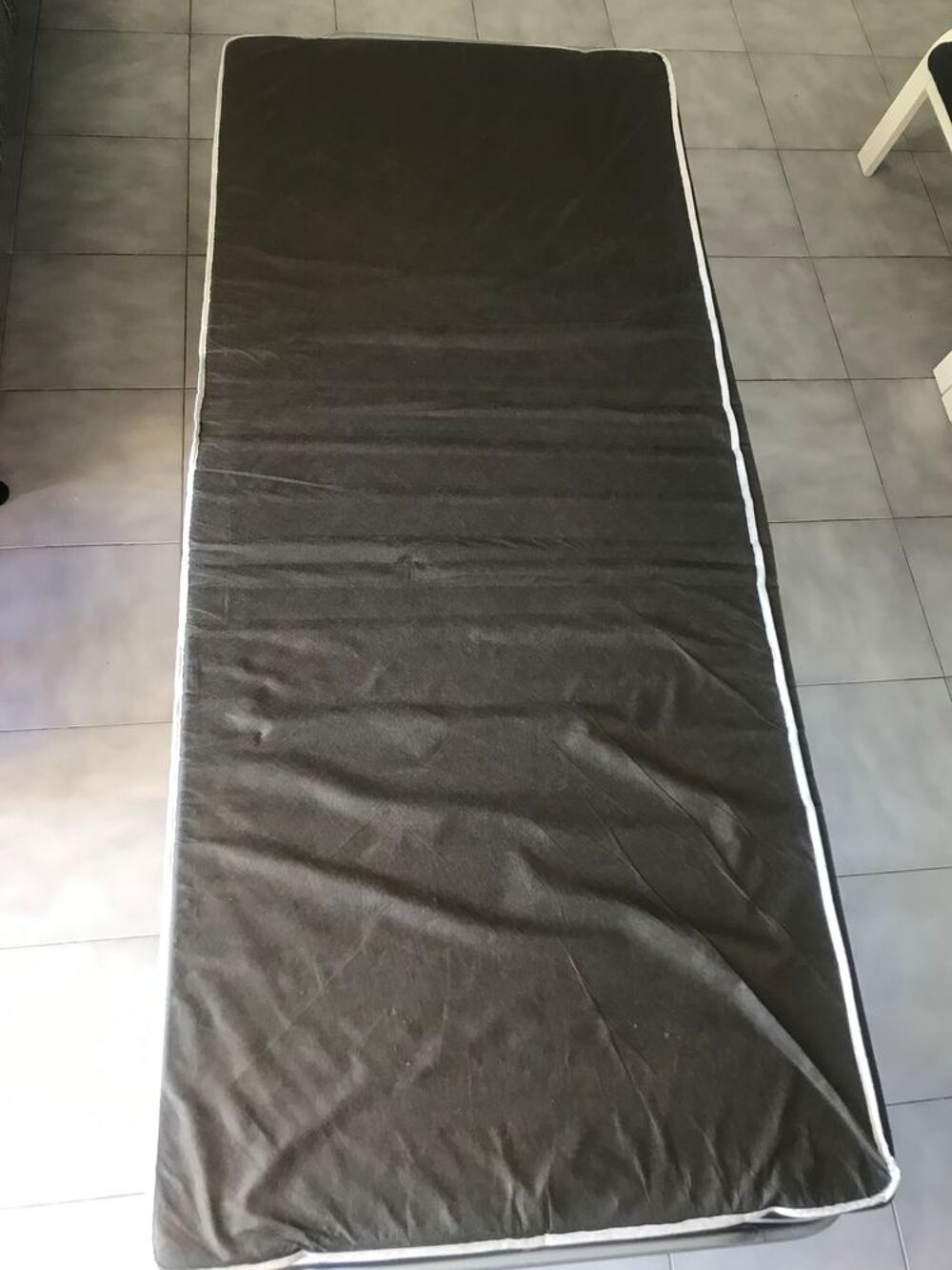 LIT PLIANT SOMMIER + MATELAS TBE CONFORT 90x190 Meubles