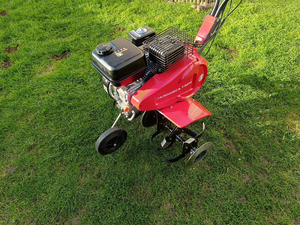 Motobineuse Jardin