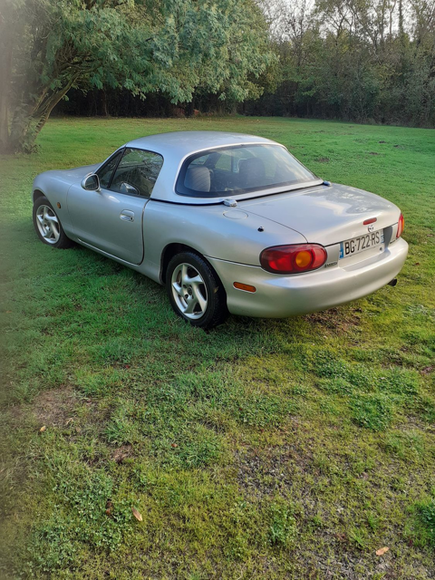 Mazda MX-5 MX5 1.6i 1999 occasion Saint-Gervais 85230