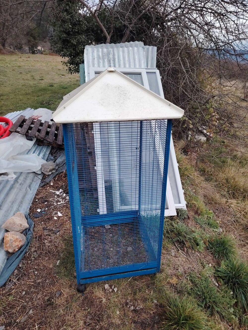 Cage tourelle pour oiseaux Jardin