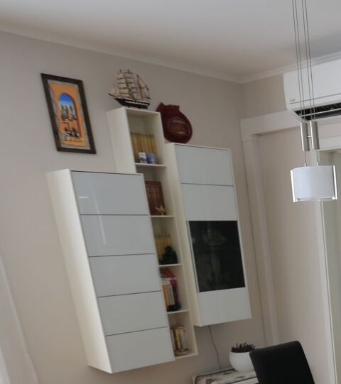 meuble suspendu 750 Bziers (34)