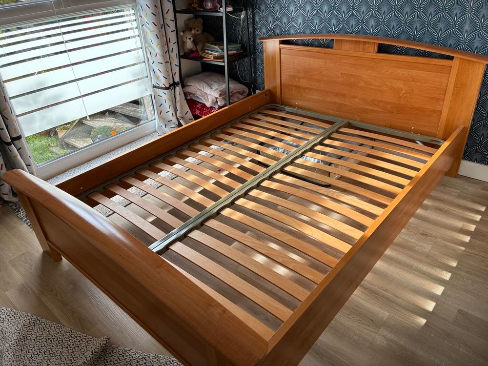 LIT bois larg 140
Meubles