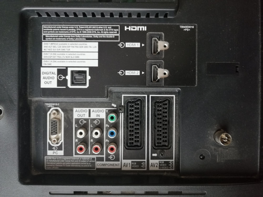 T&eacute;l&eacute;viseur Panasonic 80cm (32") Photos/Video/TV