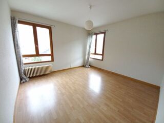  Appartement à louer 5 pièces 109 m²