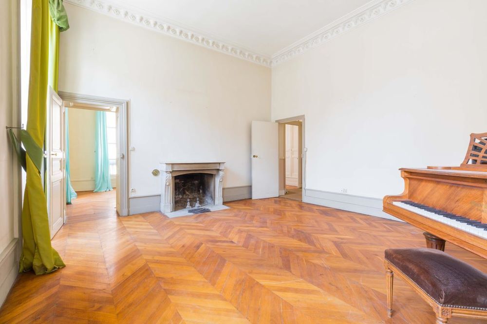 vente Appartement - 6 pièce(s) - 130 m² Dijon (21000)